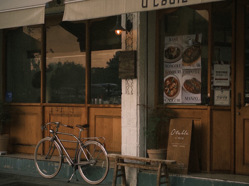 Seongsu-dong Seoul creative cafe and artisan coffee district